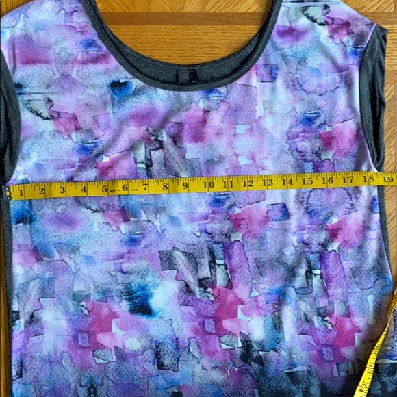 Shirt - Picture 4 of 7